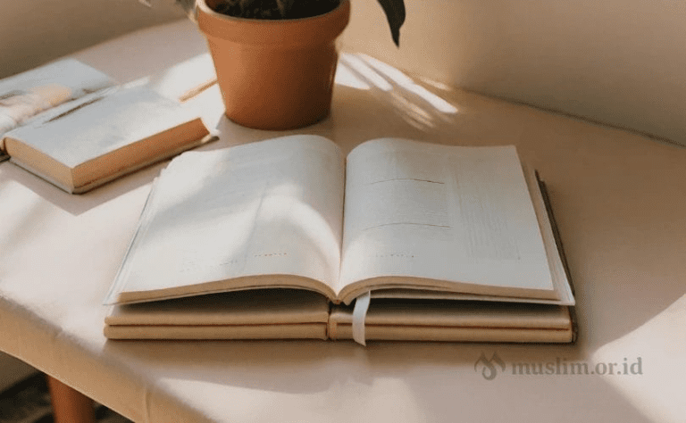 Nikmat Dekat dengan Ahli Ilmu