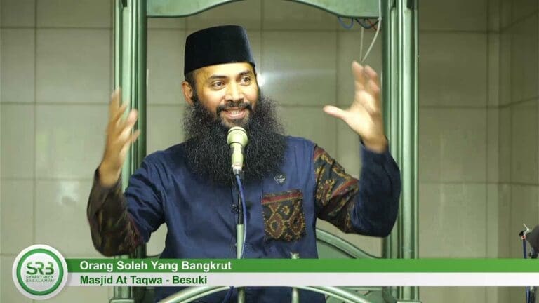(Khotbah Jumat) Orang Soleh Yang Bangkrut – Ustadz Dr. Syafiq Riza Basalamah, M.A