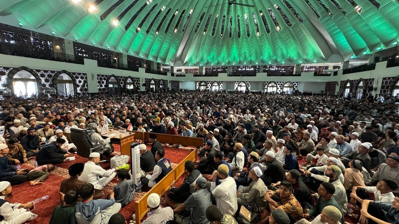 Jika Dirimu Tenggelam Dalam Keburukan – Ustadz DR Syafiq Riza Basalamah MA