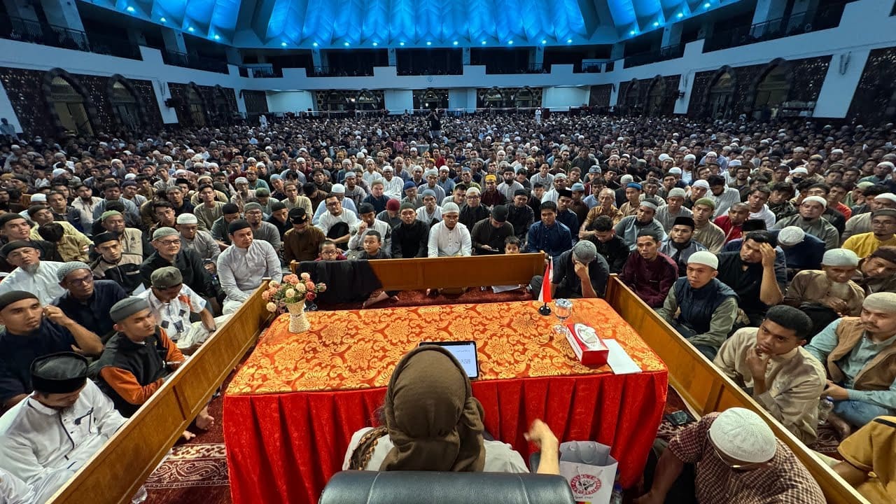 Istiqomah di Atas Sunnah – Ustadz DR Syafiq Riza Basalamah MA