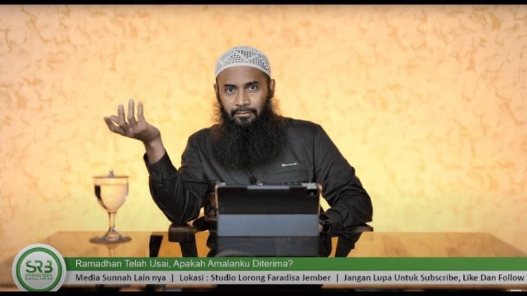 Ramadhan Telah Usai, Apakah Amalanku Diterima? – Ustadz Dr Syafiq Riza Basalamah MA Ramadhan Telah Usai, Apakah Amalanku Diterima? – Ustadz Dr Syafiq Riza Basalamah MA